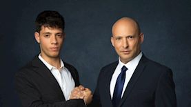 נפתלי בנט ויונתן שלו, צילום: פרטי